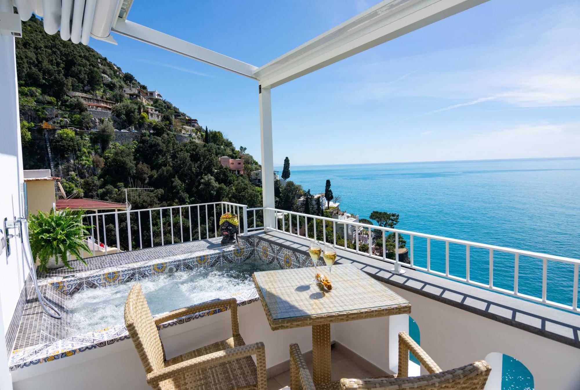 Villa Pietra Santa Positano Eksteriør billede